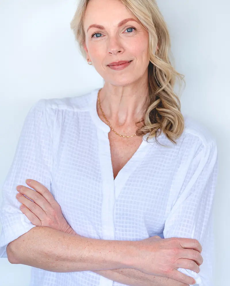 mature woman with white shirt